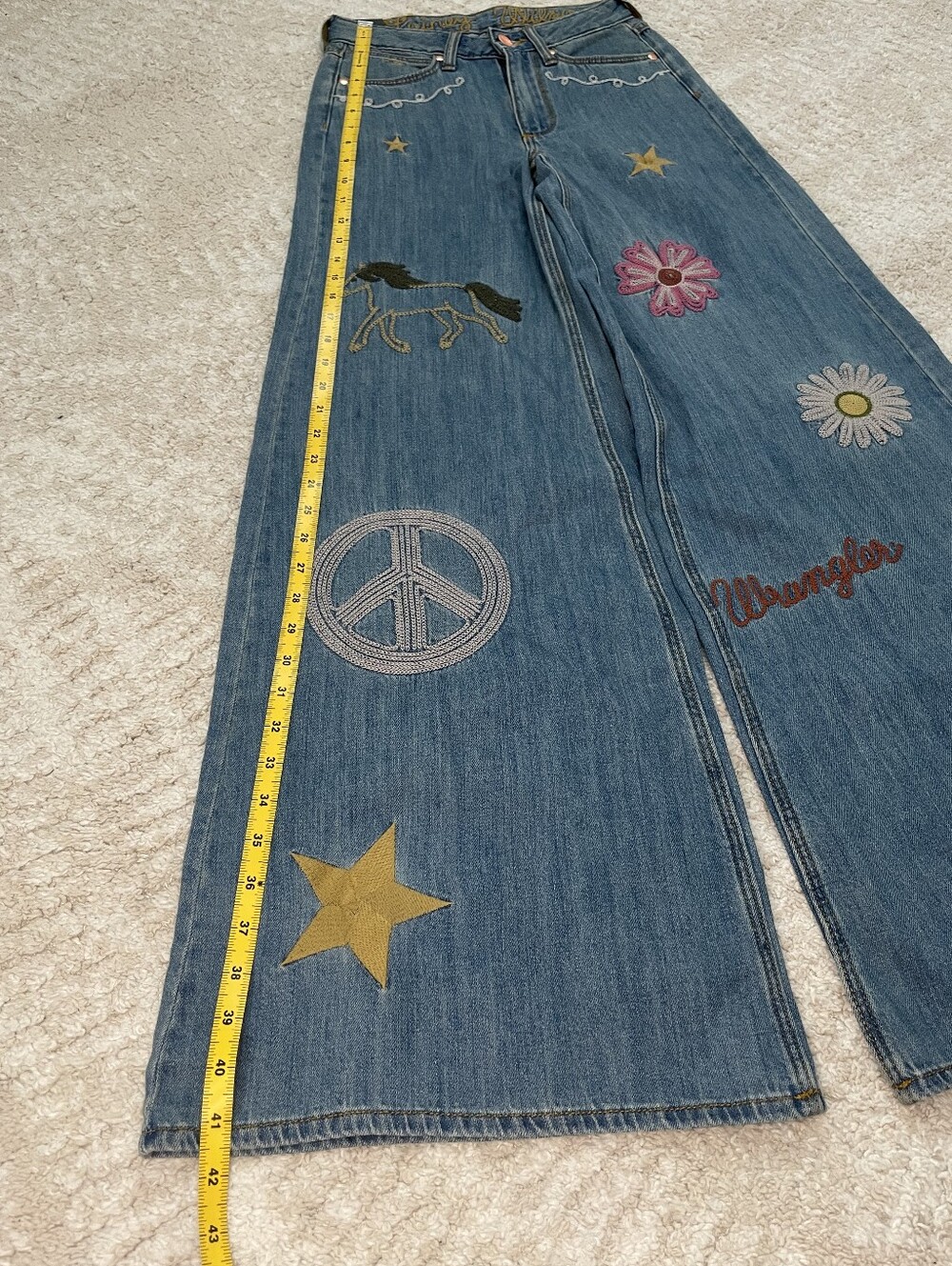 Wrangler NWT Blue Embroidered Wide-Leg Jeans Size 24 - Picture 9 of 13